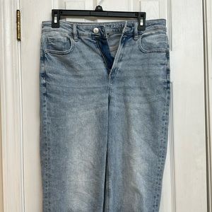 American eagle mom jeans